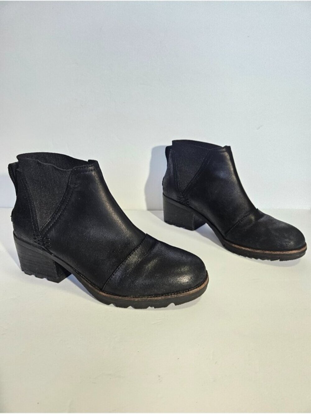 Sorel NL 3712 Black Nubuck Cate Block Heel Chelsea Boots